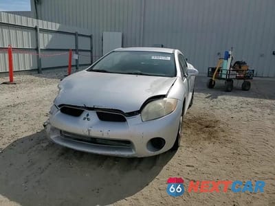 Zdjęcie 14 z 15 samochodu: 2008 MITSUBISHI ECLIPSE GS VIN:4A3AK24F38E038097 - miniatura