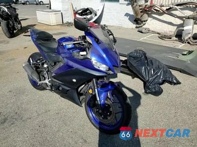 Zdjęcie 10 z 10 samochodu: 2024 YAMAHA YZFR3 A VIN:MH3RH18Y2RK017966 - miniatura