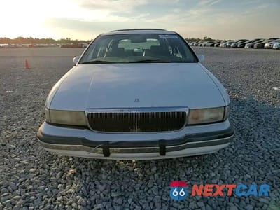 Zdjęcie 13 z 14 samochodu: 1993 BUICK ROADMASTER ESTATE VIN:1G4BR8373PW404287 - miniatura