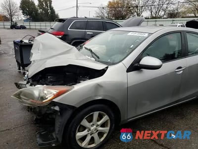 Zdjęcie 13 z 13 samochodu: 2010 MAZDA 3 I VIN:JM1BL1SF9A1296218 - miniatura