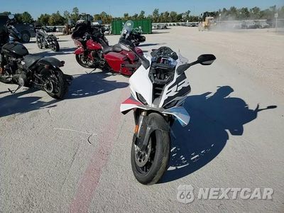 Zdjęcie 10 z 10 samochodu: 2025 BMW S 1000 RR VIN:WB10P2308S6L91866 - miniatura