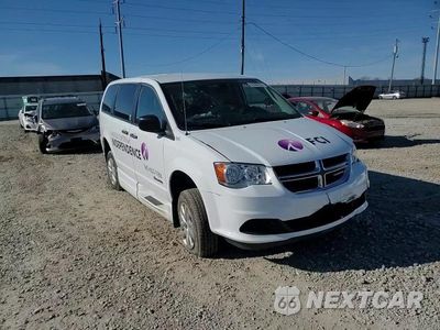 Zdjęcie 14 z 16 samochodu: 2018 DODGE GRAND CARAVAN SE VIN:2C7WDGBG6KR793804 - miniatura