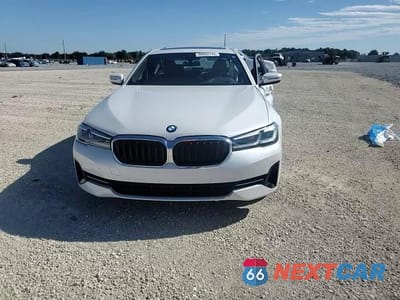 Zdjęcie 13 z 15 samochodu: 2022 BMW 530 I VIN:WBA53BH02NWX47923 - miniatura