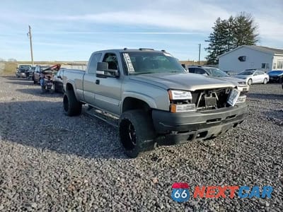 Zdjęcie 14 z 15 samochodu: 2003 CHEVROLET SILVERADO K2500 HEAVY DUTY VIN:1GCHK29U23E144655 - miniatura