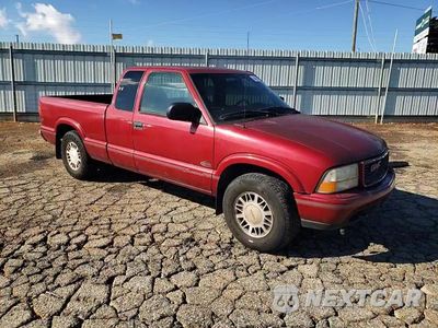 Zdjęcie 13 z 14 samochodu: 1999 GMC SONOMA VIN:1GTCT19XXX8506800 - miniatura
