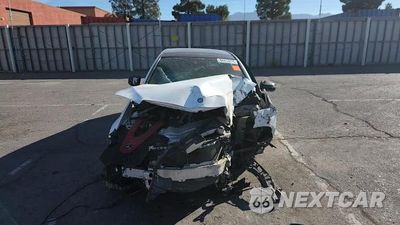 Zdjęcie 13 z 13 samochodu: 2017 MERCEDES-BENZ C 43 4MATIC AMG VIN:55SWF6EB3HU200372 - miniatura