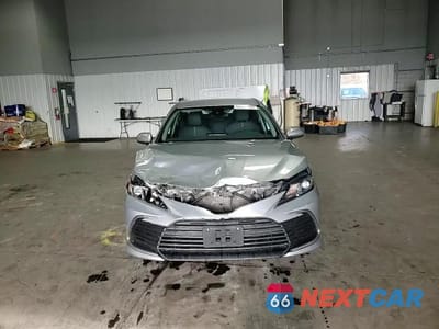 Zdjęcie 14 z 14 samochodu: 2022 TOYOTA CAMRY HYBRID VIN:4T1C31AKXNU571047 - miniatura