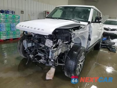 Zdjęcie 14 z 15 samochodu: 2024 LAND ROVER DEFENDER 110 S VIN:SALEJ7EX1R2283617 - miniatura