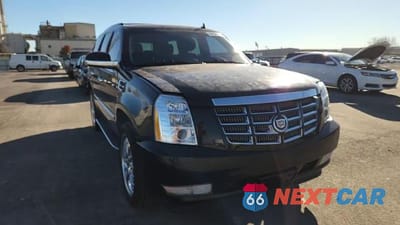 Zdjęcie 14 z 15 samochodu: 2013 CADILLAC ESCALADE VIN:1GYS4AEF7DR141000 - miniatura