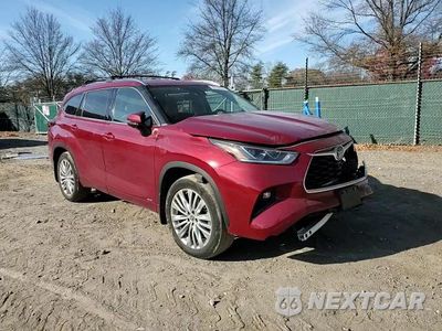 Zdjęcie 14 z 16 samochodu: 2023 TOYOTA HIGHLANDER HYBRID LIMITED VIN:5TDEBRCH3PS114099 - miniatura
