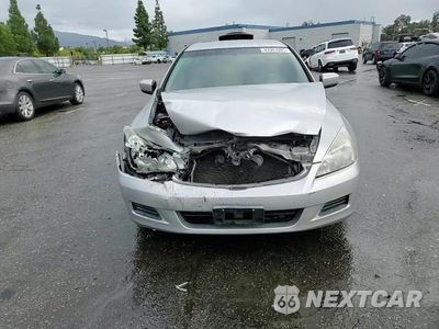 Zdjęcie 13 z 14 samochodu: 2007 HONDA ACCORD SE VIN:1HGCM56337A213384 - miniatura