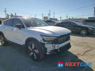 Zdjęcie 15 z 15 samochodu: 2023 VOLVO C40 RECHARGE PLUS VIN:YV4ED3GL7P2055018 - miniatura