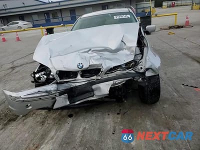 Zdjęcie 14 z 15 samochodu: 2003 BMW 325 XI VIN:WBAEU33493PF60069 - miniatura