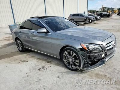 Zdjęcie 11 z 14 samochodu: 2016 MERCEDES-BENZ C 300 4MATIC VIN:55SWF4KBXGU134281 - miniatura