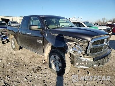 Zdjęcie 10 z 15 samochodu: 2018 RAM 1500 SLT VIN:1C6RR6GG0JS317275 - miniatura