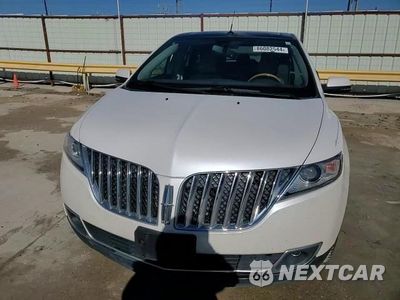 Zdjęcie 14 z 16 samochodu: 2013 LINCOLN MKX VIN:2LMDJ6JK6DBL39366 - miniatura