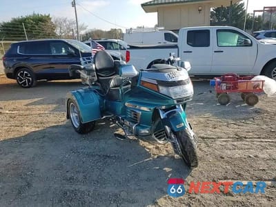 Zdjęcie 10 z 10 samochodu: 1992 HONDA GL1500 SE VIN:1HFSC2237NA400812 - miniatura