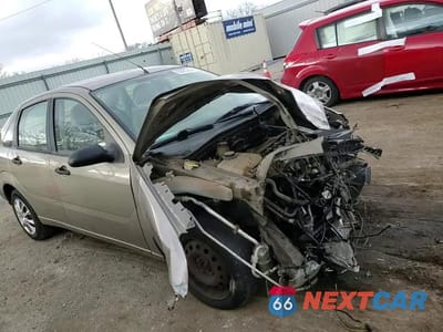 Zdjęcie 10 z 14 samochodu: 2005 FORD FOCUS ZX4 VIN:1FAFP34N35W315219 - miniatura