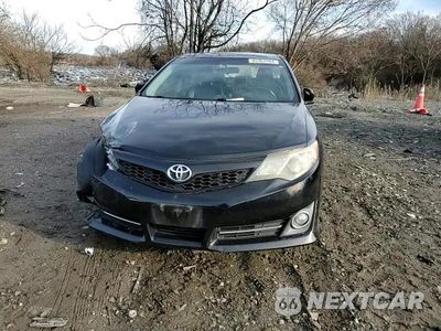 Zdjęcie 11 z 15 samochodu: 2012 TOYOTA CAMRY SE VIN:4T1BK1FK0CU009825 - miniatura