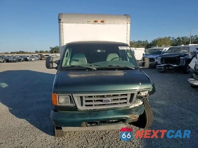 Zdjęcie 11 z 12 samochodu: 2007 FORD ECONOLINE E350 SUPER DUTY CUTAWAY VAN VIN:1FDSE35L37DA12687 - miniatura