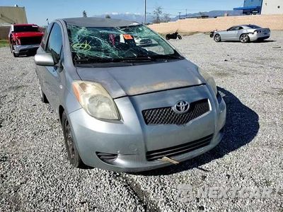 Zdjęcie 13 z 13 samochodu: 2008 TOYOTA YARIS VIN:JTDJT923885188563 - miniatura