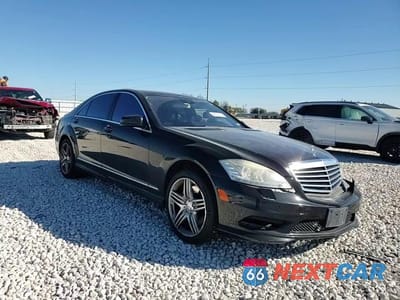 Zdjęcie 13 z 14 samochodu: 2013 MERCEDES-BENZ S 550 VIN:WDDNG7DB4DA493662 - miniatura