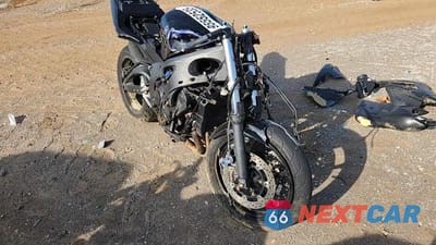 Zdjęcie 10 z 10 samochodu: 2005 YAMAHA YZFR6 L VIN:JYARJ06E85A020453 - miniatura
