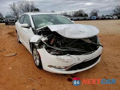 Zdjęcie 13 z 13 samochodu: 2015 CHRYSLER 200 C VIN:1C3CCCCG4FN686364 - miniatura