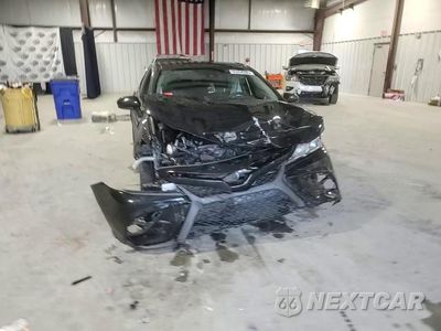 Zdjęcie 13 z 13 samochodu: 2020 TOYOTA CAMRY SE VIN:4T1G11AK4LU380972 - miniatura