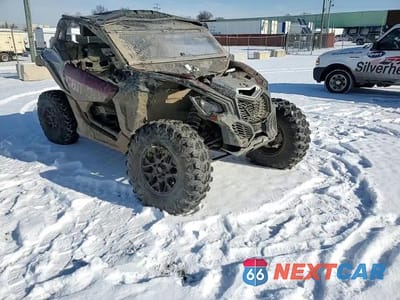 Zdjęcie 11 z 12 samochodu: 2025 CAN-AM MAVERICK X3 DS TURBO VIN:3JBVGAY46SE000211 - miniatura