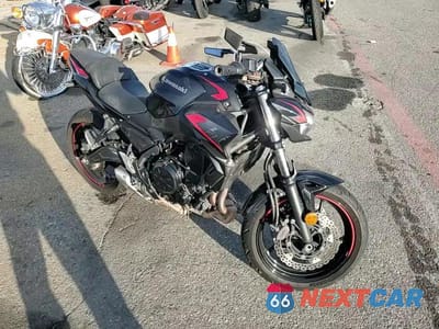 Zdjęcie 10 z 10 samochodu: 2023 KAWASAKI ER650 P VIN:ML5EREP16PDA82257 - miniatura