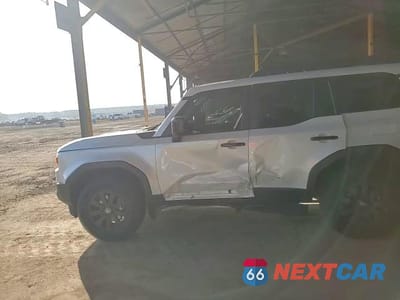 Zdjęcie 14 z 15 samochodu: 2025 TOYOTA LAND CRUISER BASE VIN:JTEABFAJXSK040128 - miniatura