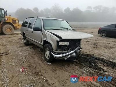 Zdjęcie 14 z 14 samochodu: 1999 CHEVROLET SUBURBAN C1500 VIN:3GNEC16R0XG196415 - miniatura