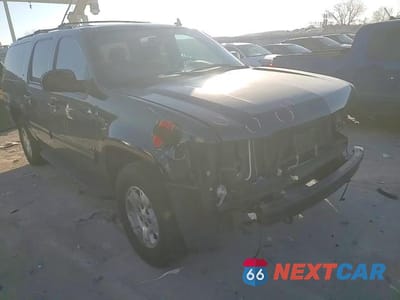 Zdjęcie 14 z 14 samochodu: 2013 CHEVROLET SUBURBAN K1500 LT VIN:1GNSKJE7XDR346161 - miniatura