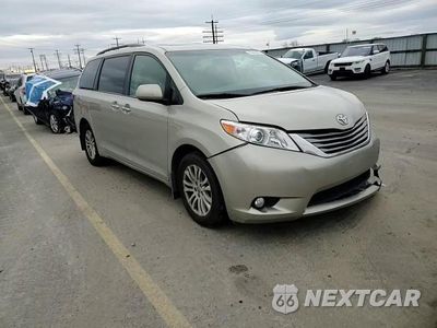 Zdjęcie 14 z 16 samochodu: 2017 TOYOTA SIENNA XLE VIN:5TDYZ3DC5HS868115 - miniatura
