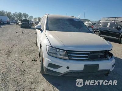 Zdjęcie 14 z 16 samochodu: 2018 VOLKSWAGEN TIGUAN S VIN:3VV1B7AX4JM087601 - miniatura