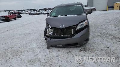 Zdjęcie 14 z 15 samochodu: 2016 TOYOTA SIENNA LE VIN:5TDKK3DC0GS721063 - miniatura