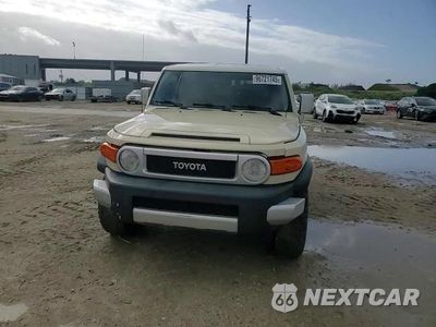 Zdjęcie 15 z 16 samochodu: 2008 TOYOTA FJ CRUISER VIN:JTEBU11F08K056750 - miniatura