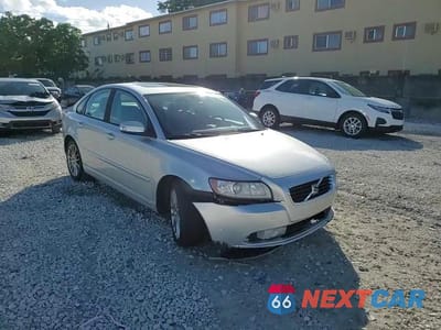Zdjęcie 13 z 14 samochodu: 2009 VOLVO S40 2.4I VIN:YV1MS382792457371 - miniatura