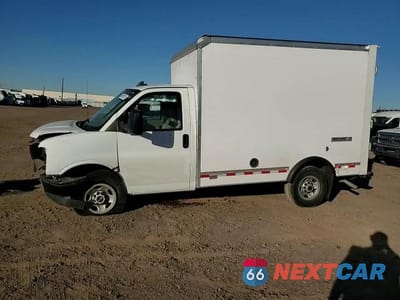Zdjęcie 13 z 13 samochodu: 2023 GMC SAVANA CUTAWAY G3500 VIN:1GD07RF76P1155091 - miniatura