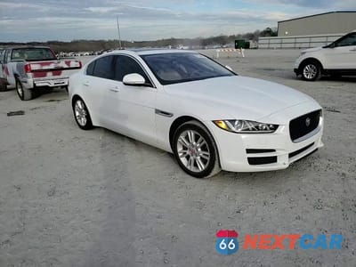 Zdjęcie 13 z 14 samochodu: 2017 JAGUAR XE PREMIUM VIN:SAJAD4BG9HA969524 - miniatura