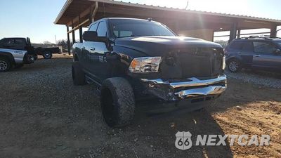 Zdjęcie 13 z 13 samochodu: 2014 RAM 2500 SLT VIN:3C6UR5DL0EG208382 - miniatura