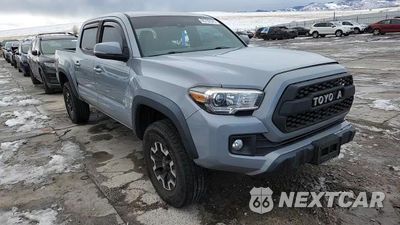 Zdjęcie 13 z 15 samochodu: 2019 TOYOTA TACOMA DOUBLE CAB VIN:5TFCZ5AN3KX181695 - miniatura