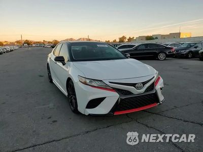 Zdjęcie 13 z 15 samochodu: 2018 TOYOTA CAMRY XSE VIN:4T1B61HK8JU141570 - miniatura