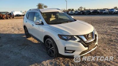 Zdjęcie 14 z 16 samochodu: 2018 NISSAN ROGUE S VIN:5N1AT2MT4JC838782 - miniatura