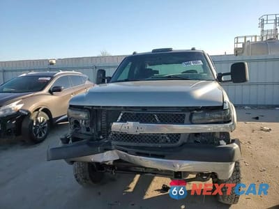 Zdjęcie 13 z 14 samochodu: 2001 CHEVROLET SILVERADO K3500 VIN:1GCJK33191F130667 - miniatura