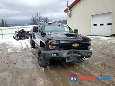 Zdjęcie 13 z 13 samochodu: 2015 CHEVROLET SILVERADO K2500 HEAVY DUTY LTZ VIN:1GC1KWE85FF663764 - miniatura