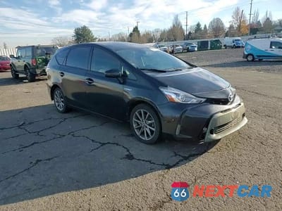 Zdjęcie 13 z 15 samochodu: 2017 TOYOTA PRIUS V VIN:JTDZN3EU1HJ071025 - miniatura