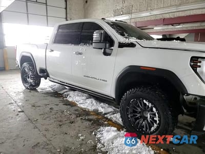 Zdjęcie 13 z 13 samochodu: 2024 GMC SIERRA K2500 DENALI ULTIMATE VIN:1GT49XEY9RF116581 - miniatura