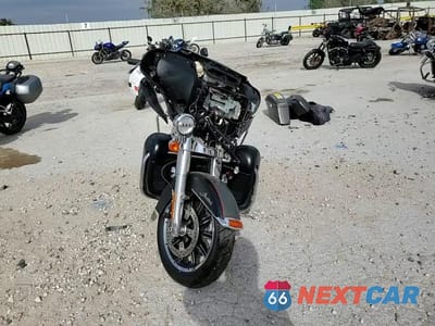 Zdjęcie 11 z 11 samochodu: 2019 HARLEY-DAVIDSON FLHTK VIN:1HD1KEF17KB610947 - miniatura